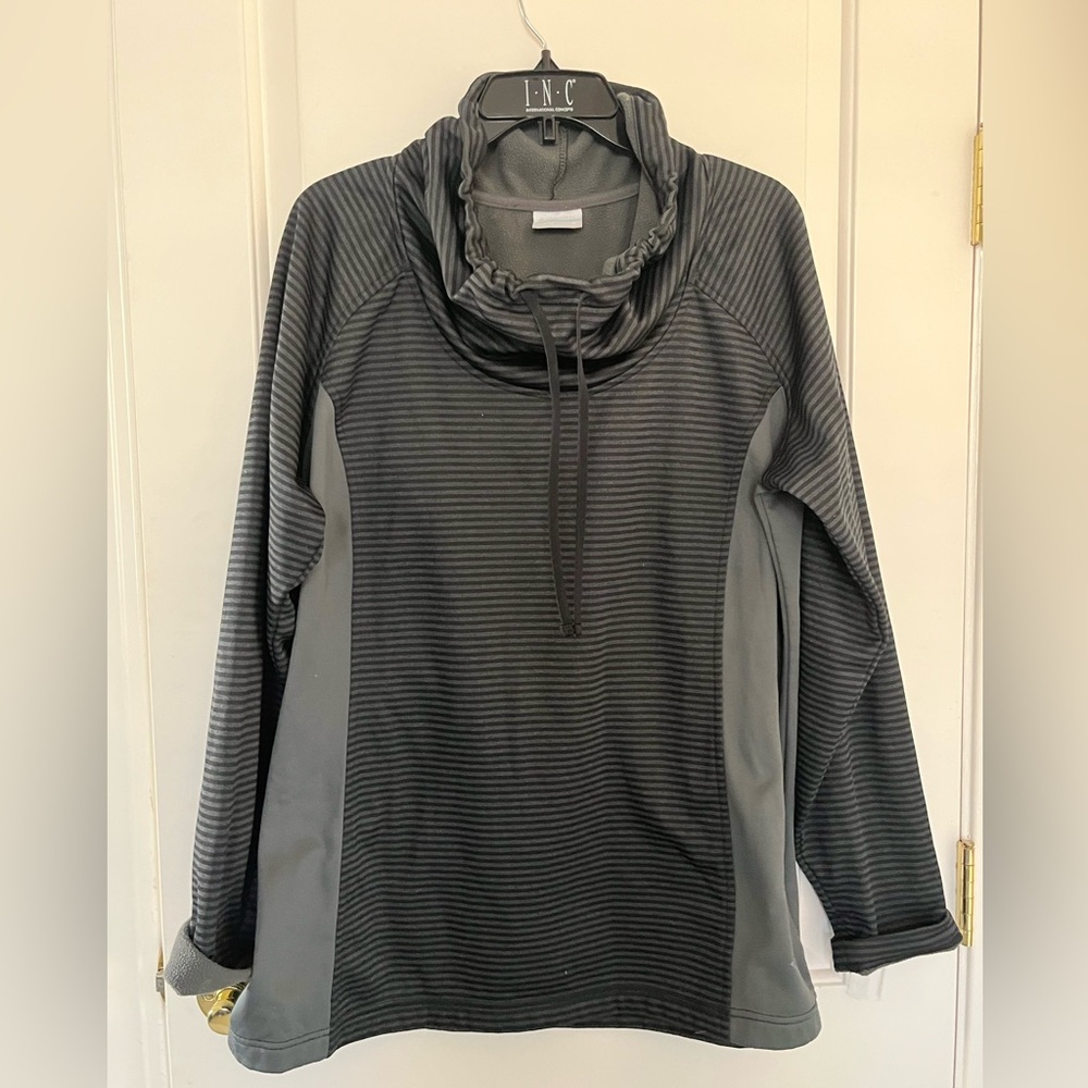 Columbia XL Striped Black and Gray Cowl Neck  Pullover